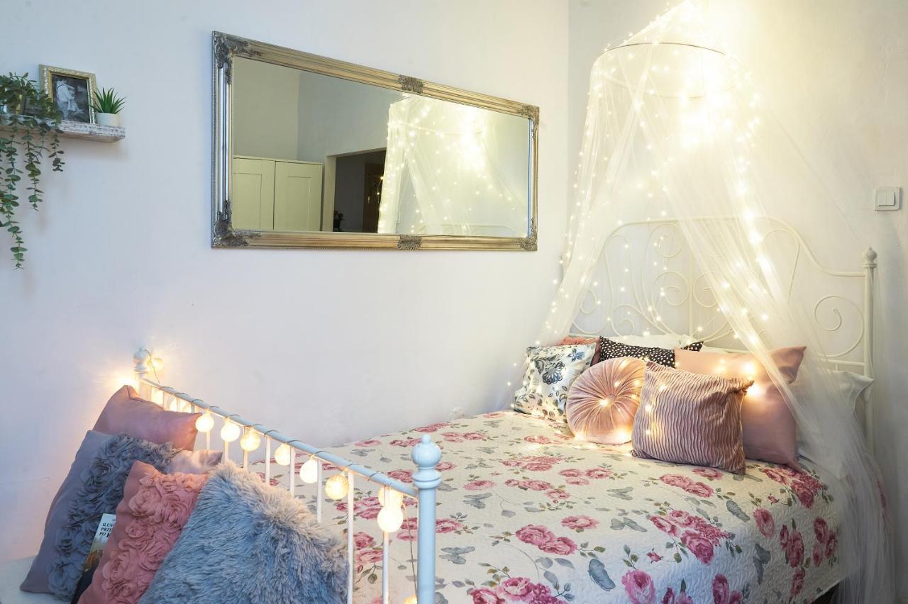 Aurora Kazimierz Apartment Krakow Ngoại thất bức ảnh